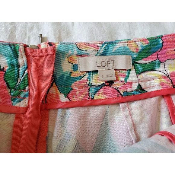 Ann Taylor Loft SZ 6 Pink Hawaii Theme Floral Pencil Skirt Colorful - Picture 3 of 6